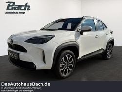 Weiß Gebraucht 2025 Toyota Yaris Cross SUV | 31.550 € (Etwas zu teuer)