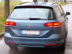 Blau Gebraucht 2018 VW Passat Trendline Kombi | 13.300 € (Guter Preis)