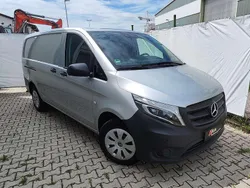 Silber Gebraucht 2021 Mercedes Vito Van / Kleinbus | 15.850 €
