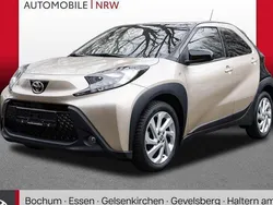 Beige Gebraucht 2022 Toyota Aygo Pulse Kleinwagen | 14.989 € (Fairer Preis)