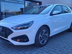 Weiß Neu 2025 Hyundai i30 Limousine | 21.990 € (Superpreis)