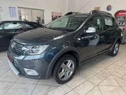 Grau Gebraucht 2020 Dacia Sandero Prestige Kleinwagen | 10.950 € (Fairer Preis)