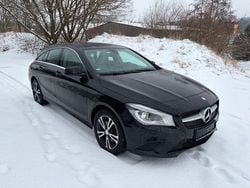 Schwarz Gebraucht 2015 Mercedes CLA180 Limousine | 11.900 € (Guter Preis)