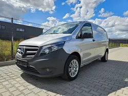 Silber Gebraucht 2022 Mercedes Vito Van / Kleinbus | 17.731 €