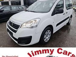 Weiß Gebraucht 2017 Peugeot Partner Tepee Van / Kleinbus | 5.799 € (Superpreis)