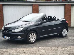 Schwarz Gebraucht 2005 Peugeot 206 CC Sport Cabrio | 2.450 € (Fairer Preis)