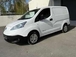 Weiß Gebraucht 2017 Nissan e-NV200 Van | 9.300 € (Teuer)