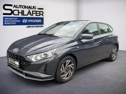 Aurora grey / met Gebraucht 2024 Hyundai i20 Comfort Limousine | 19.980 € (Etwas zu teuer)
