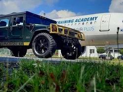 Grün Gebraucht 2000 Hummer H1 SUV | 130.000 €