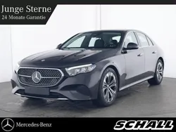 Grau Gebraucht 2024 Mercedes E200 Avantgarde Limousine | 44.988 € (Fairer Preis)