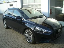 Schwarz Neu 2025 Hyundai i30 Advantage Limousine | 26.590 € (Fairer Preis)