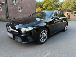Schwarz Gebraucht 2019 Mercedes A180 Limousine | 19.490 € (Etwas zu teuer)