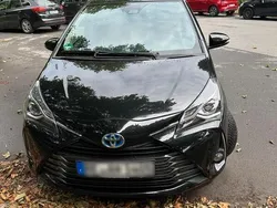 Schwarz Gebraucht 2020 Toyota Yaris Hybrid Team Kleinwagen | 15.800 € (Guter Preis)