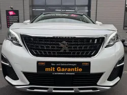 Weiß Gebraucht 2018 Peugeot 3008 Allure SUV | 12.499 € (Fairer Preis)