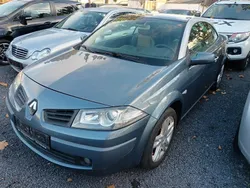 Blau Gebraucht 2007 Renault Mégane Cabriolet Cabrio | 2.500 € (Fairer Preis)