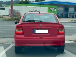 Rot Gebraucht 2002 Opel Astra Limousine | 599 € (Superpreis)