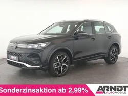 Deep black perleffekt Gebraucht 2024 VW Tiguan R-line SUV | 46.884 € (Superpreis)