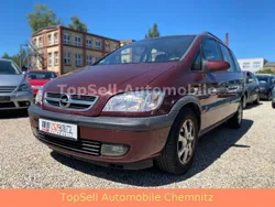 Rot Gebraucht 2003 Opel Zafira Njoy Van / Kleinbus | 1.850 € (Fairer Preis)