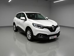 Weiß Gebraucht 2016 Renault Kadjar Experience SUV | 15.900 € (Etwas zu teuer)