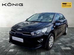 Auroraschwarz metallic Gebraucht 2023 Kia Rio Edition 7 Limousine | 15.499 € (Fairer Preis)