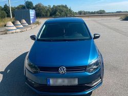 Blau Gebraucht 2014 VW Polo Trendline Kleinwagen | 5.250 € (Etwas zu teuer)