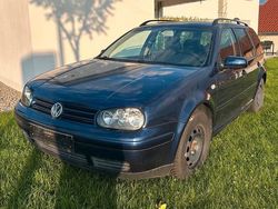 Blau Gebraucht 2003 VW Golf IV Kombi | 2.500 € (Etwas zu teuer)