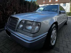 Silber Gebraucht 1994 Mercedes E280 Sportline Limousine | 14.500 €