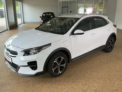 Weiß Gebraucht 2020 Kia XCeed Vision SUV | 19.790 €