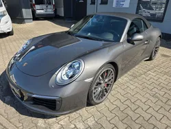 Grau Gebraucht 2018 Porsche 911 Carrera Cabriolet Cabrio | 118.990 € (Teuer)