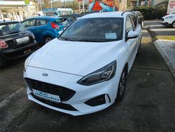 Weiß Gebraucht 2020 Ford Focus ST-Line X Limousine | 11.990 € (Fairer Preis)