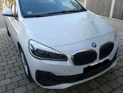 Weiß Gebraucht 2019 BMW 218 Gran Tourer Advantage Van / Kleinbus | 21.500 € (Etwas zu teuer)