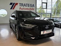Agate black metallic Gebraucht 2024 Ford Focus ST-Line X Kombi | 25.440 € (Guter Preis)
