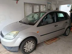 Silber Gebraucht 2003 Ford Fiesta Ambiente Kleinwagen | 1.399 € (Fairer Preis)