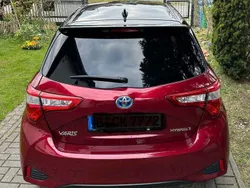 Rot Gebraucht 2019 Toyota Yaris Hybrid Limousine | 16.000 € (Guter Preis)