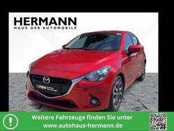 Rubinrot metallic Gebraucht 2017 Mazda 2 Nakama Limousine | 8.492 € (Guter Preis)