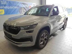 M3 steelgrau Gebraucht 2022 Skoda Kodiaq SportLine SUV | 34.999 € (Guter Preis)