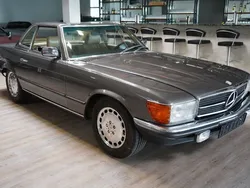 Grau Gebraucht 1985 Mercedes SL500 Cabrio | 39.900 €