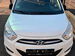 Weiß Gebraucht 2011 Hyundai i10 Kleinwagen | 2.600 €