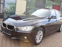 Schwarz Gebraucht 2013 BMW 318 Sport Line Kombi | 7.990 € (Fairer Preis)