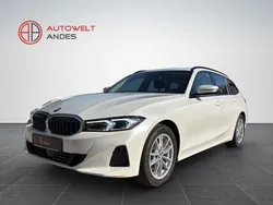 Weiß Gebraucht 2023 BMW 318 Kombi | 30.970 € (Fairer Preis)