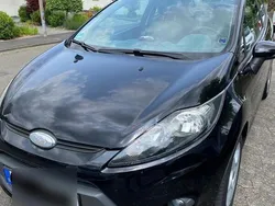 Schwarz Gebraucht 2010 Ford Fiesta Trend Kleinwagen | 2.800 € (Fairer Preis)