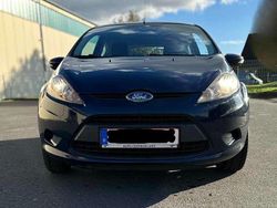 Blau Gebraucht 2009 Ford Fiesta Trend Limousine | 2.490 € (Guter Preis)