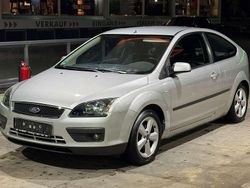Silber Gebraucht 2006 Ford Focus Sport Kleinwagen | 3.450 € (Fairer Preis)