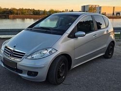 Silber Gebraucht 2005 Mercedes A200 Avantgarde Van / Kleinbus | 9.999 €