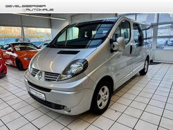 Silber Gebraucht 2014 Renault Trafic Black Edition Van / Kleinbus | 16.980 € (Fairer Preis)