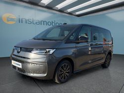 Grau Gebraucht 2024 VW T7 Van | 61.449 € (Teuer)