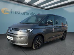 Grau Gebraucht 2024 VW T7 Van | 61.449 € (Etwas zu teuer)