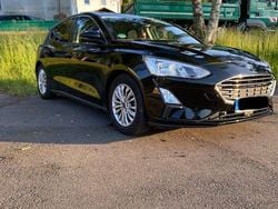 Schwarz Gebraucht 2019 Ford Focus Titanium Limousine | 10.000 € (Guter Preis)