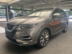 Grau Gebraucht 2020 Nissan Qashqai 360º SUV | 18.490 € (Fairer Preis)
