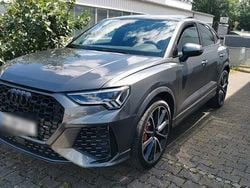 Grau Gebraucht 2024 Audi RS Q3 Ambiente SUV | 64.890 € (Fairer Preis)